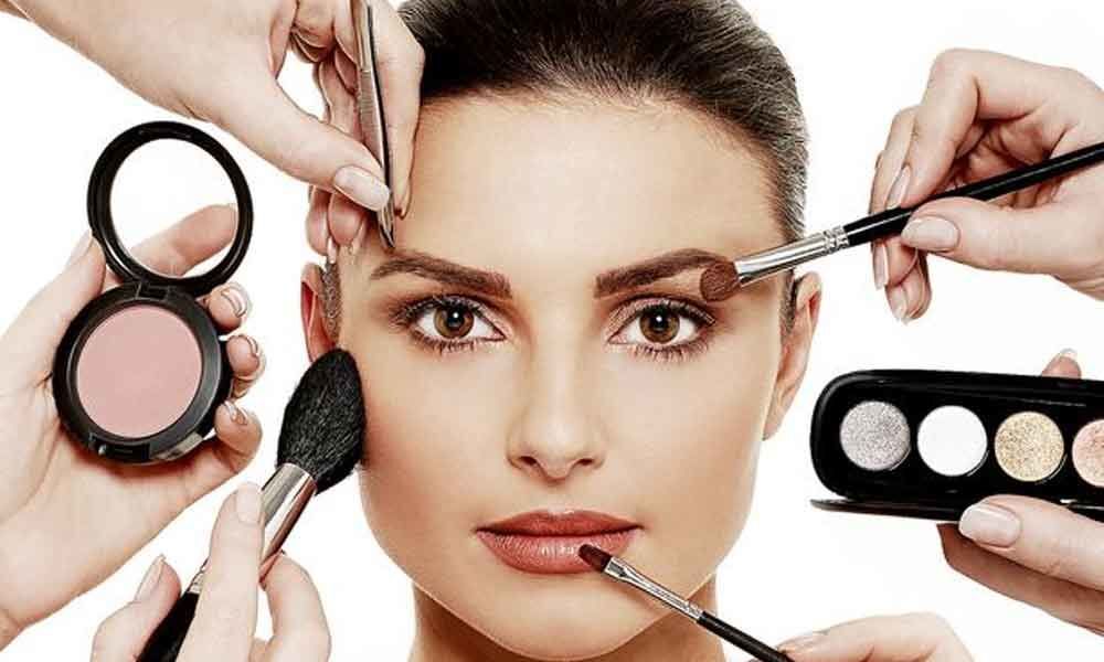 How to Do Make-up in Summer and Things to Keep in Mind.